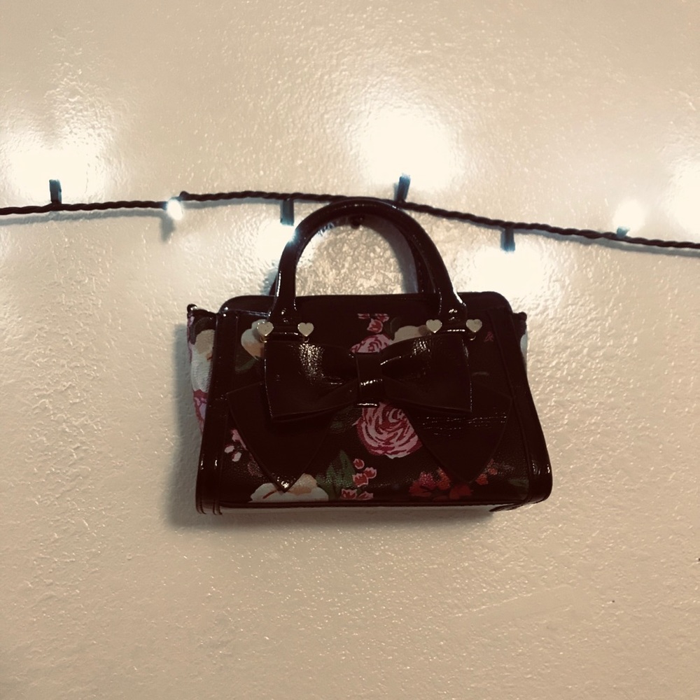 betsy johnson floral black pattern mini purse!